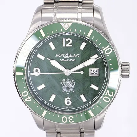 Herrur Mont Blanc 1858 Iced Sea, Ø41mm, automat, datum, stål, safirglas, keramisk ring, ref MB129373, serienummer 7578-OLJNSZ3B1, cal MB24.17 (SW200-1), stållänk ca 18cm, viklås med mikrojustering, repig länk och boett, mycket repigt spänne, stötskada på dykarring vid kl 12, inga tillbehör Vikt: 0 g