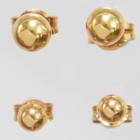 Örhängen, 2 par, kulor, Ø4+3mm, 18K Vikt: 0,7 g