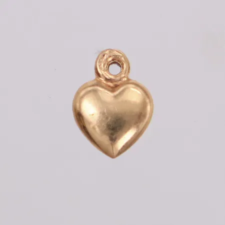 Hänge hjärta, längd 8,7mm, bredd 6,4mm, saknar ögla, ostämplad, 18K  Vikt: 0,1 g