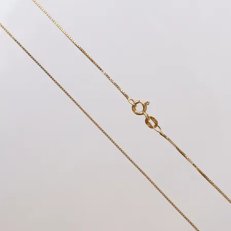 Kedja Venezia, längd 44cm, bredd 0,8mm, 18K.  Vikt: 2,2 g