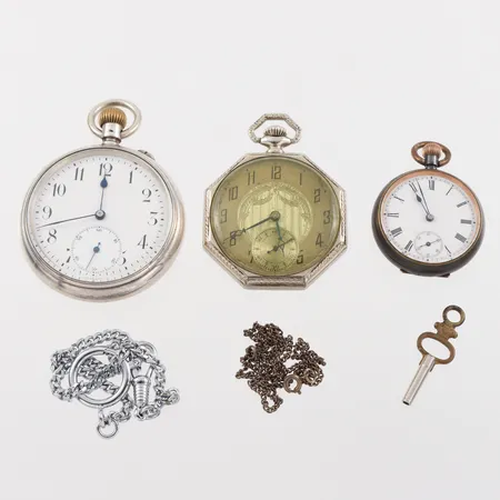 Fickur 3 st, ej funktionstestade, diameter ca 3-5 cm + kedjor 2 st.