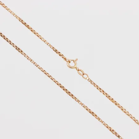 Collier Venezia,slitage/ojämnheter, längd ca 44 cm, bredd 2 mm, 18k. Vikt: 8,5 g
