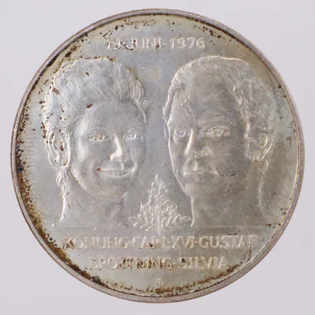 Mynt, 50kr, 19 juni 1976, Konung Carl XVI Gustaf Drottning Silvia, Ø36mmm, silver 925/1000 Vikt: 27 g