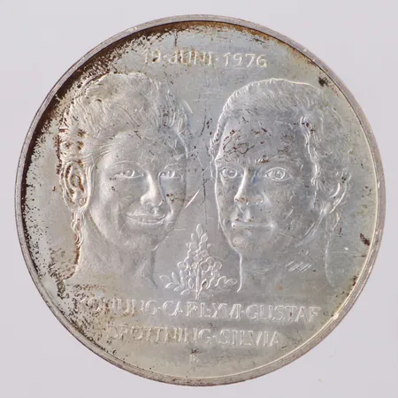 Mynt, 50kr, 19 juni 1976, Konung Carl XVI Gustaf Drottning Silvia, Ø36mmm, silver 925/1000 Vikt: 26,8 g