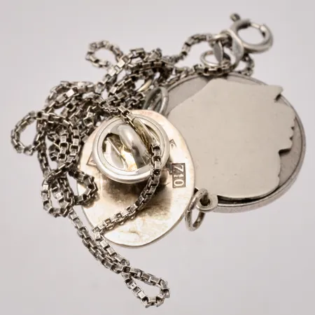 Diverse defekt silver, 835-925/1000, vikt 12,94g.