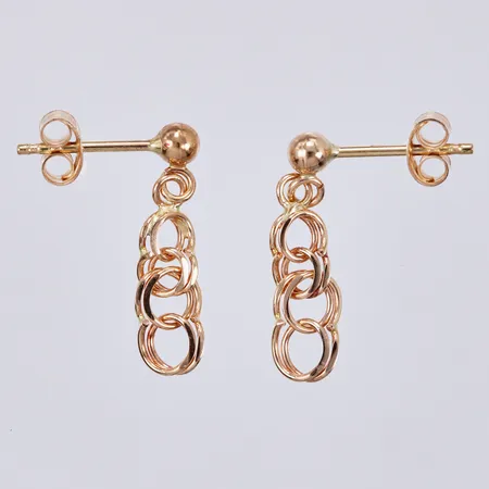 Ett par örhängen Bismarck, längd: ca 2cm, bredd: ca 2-5mm, 18K  Vikt: 1,1 g