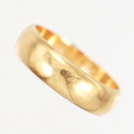 Ring slät, stl 17, bredd: 5mm, gravyr, 18K Vikt: 4,6 g