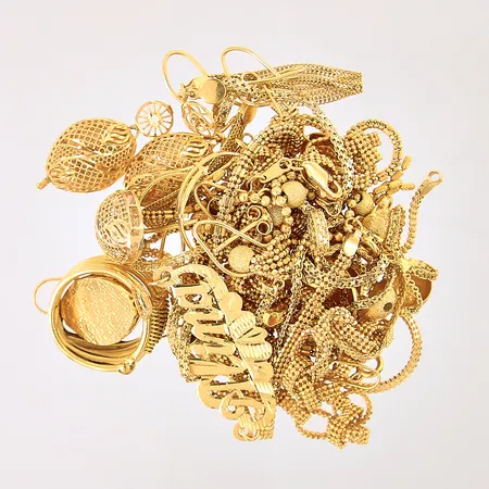 Guldsmycken, skeva/ buckliga/ länk av, namnplatta, defekta, 21K Vikt: 89,7 g