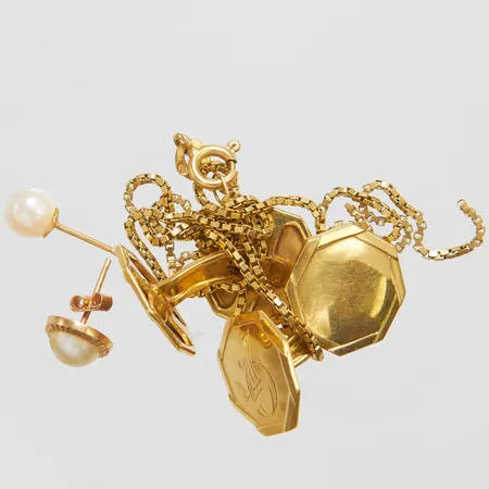 Diverse guld, defekta, gravyrer, 18K, bruttovikt: 10,3g Vikt: 10,3 g