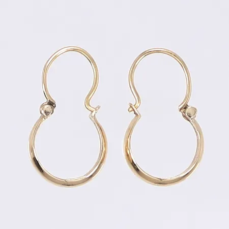 Ett par örhängen creoler, längd 20mm, bredd 12mm, 18K Vikt: 1,5 g