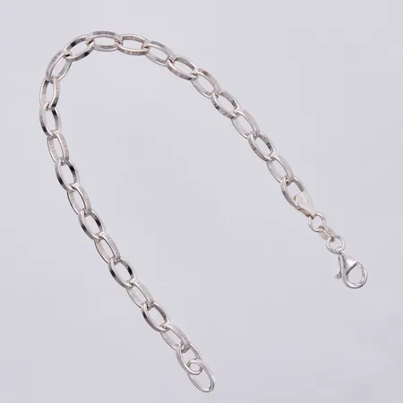 Armband längd ca 18,5cm, bredd ca 4mm, GHA 925/1000 silver Vikt: 8 g