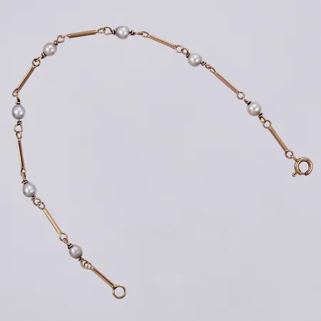 Armband med odlade pärlor, längd: ca 19,5cm, bredd: ca 1-4mm, 18K bruttovikt 3,7g