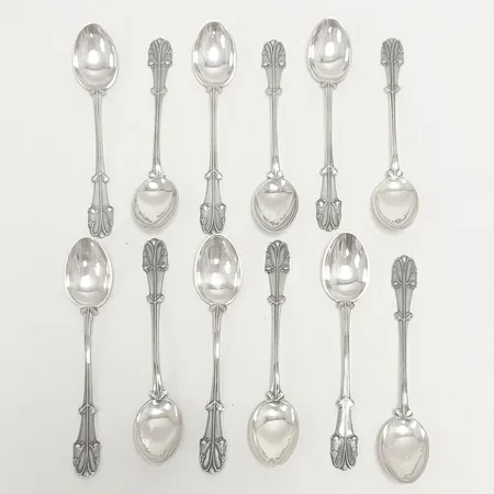 12 Moccaskedar, längd: 97mm, K Anderson, Stockholm, 1939-1942 samt CG Hallberg, Stockholm, 1944, silver, 830/1000 Vikt: 97,6 g