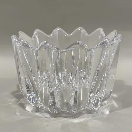 Skål, Orrefors, höjd 8cm, Ø12cm, etikettmärkning saknas  Skickas med paket.