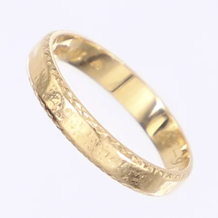 Ring, stl 17, bredd 3mm, repig, gravyr, 18K Vikt: 2,5 g