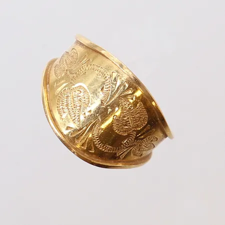 Gotlandsring, stl 18, bredd ca 4-14mm, GFAB, 18K Vikt: 3,2 g