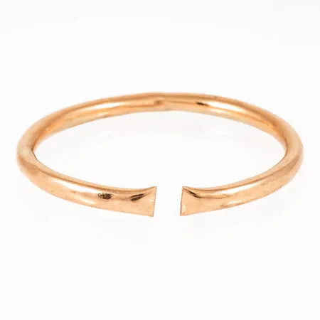 Defekt guld i 14K. Vikt: 9,3g. 