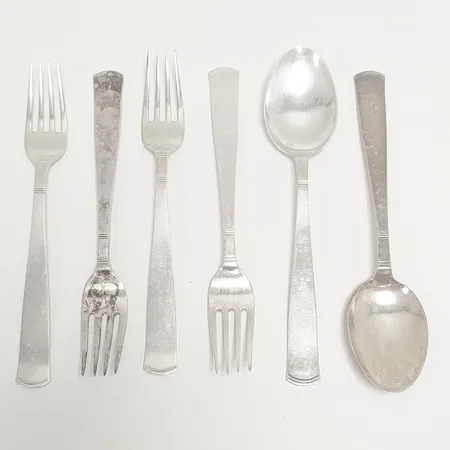 2 Bordsskedar, modell: Rosenholm, längd: 180mm, 4 Bordsgafflar, modell: Rosenholm, längd: 177mm, GAB, Stockholm, missfärgade, repiga, silver, 830/1000 Vikt: 242 g