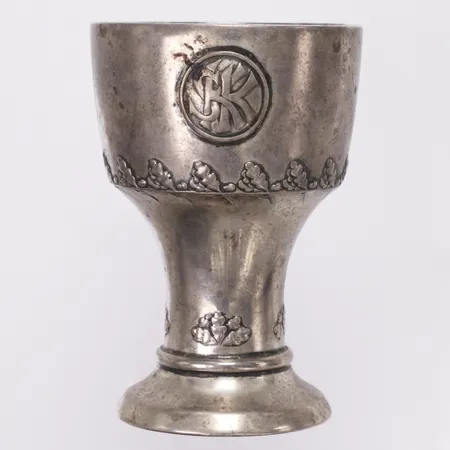 Pokal, höjd 6,5cm, Ø4,5cm, C.G Hallberg, år 1931, Monogramgravyr, silver Vikt: 23,6 g
