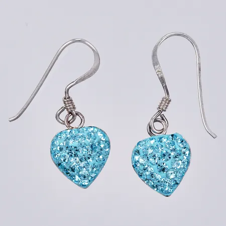 Ett par örhängen med blåa stenar, längd ca 1,5cm, bredd ca 9mm, 925/1000 silver  Vikt: 1 g