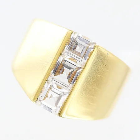 Klackring, vita stenar, stl 17, bredd 5-11,5mm, 18K Vikt: 4,3 g