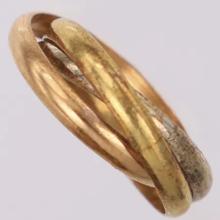 Ring, stl 16, bredd 5mm, missfärgningar, en av ringarna i 14K, två i 18K Vikt: 4,9 g