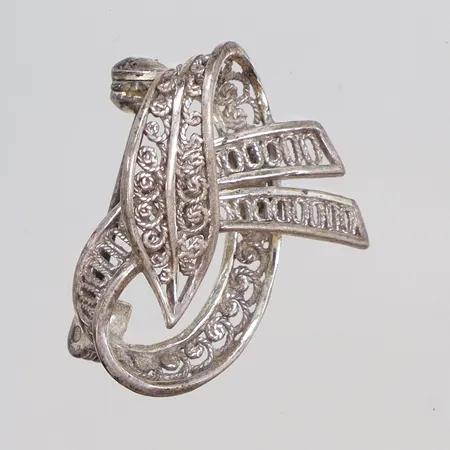 Brosch, 21x16mm, silver, 830/1000 Vikt: 2,2 g
