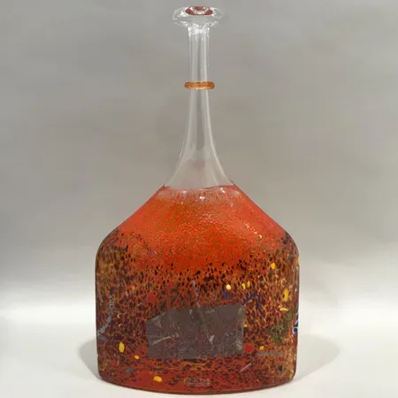 Vas, Satellite, Artist Collection, Bertil Vallien för Kosta Boda, numrerad: 89725, höjd 31cm, lätt ytslitage Skickas med postpaket.