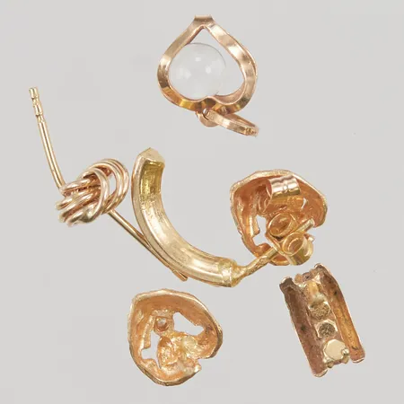 Diverse guld, defekter, 18K, 3,4g.