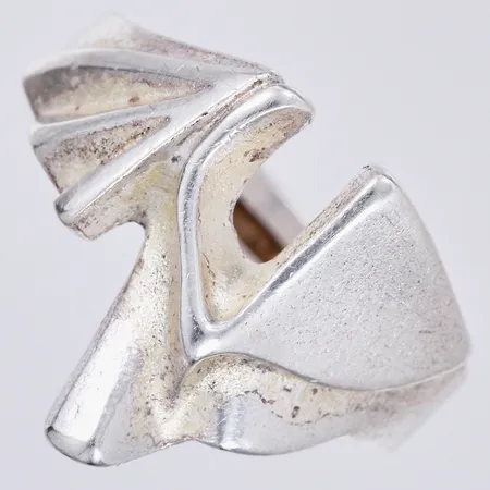 Ring, Lapponia, stl: ca 17½, bredd: ca 4-16mm, 925/1000 Silver  Vikt: 6,3 g