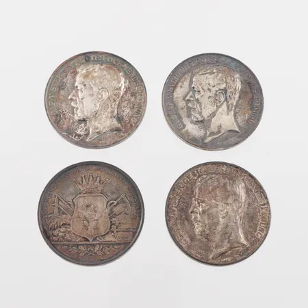 Medaljer 4 st silver. Vikt: 149 g
