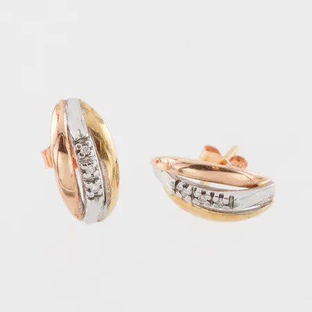 Örhängen paret, vit och rödguld med små diamanter, höjd ca 12.7 mm, 18k. Vikt: 1,4 g