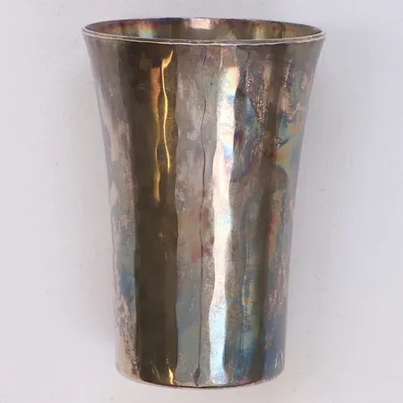 Bägare, höjd 7cm, handarbete, Eric Löfman, Markströms Guldsmeds Ab, år 1977, oxiderad, silver 830/1000 Vikt: 57,4 g