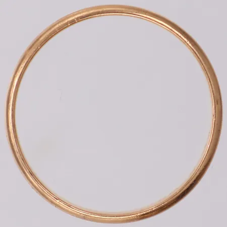 Ring, stl 20¼, bredd 3,4mm, gravyr, 18K Vikt: 3,4 g