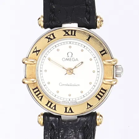 Damur Omega Constellation, Ø22,5mm, quartz, guld/stål, cal ETA 976.001, boettnummer 5951080, serienummer 50442935, mindre repor, slitet läderband, spänne i dubblé, går ej troligen behov av batteribyte Vikt: 0 g