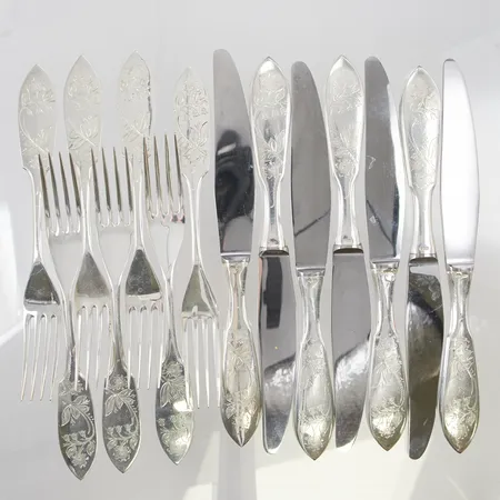 Bestickuppsättning, modell: Tornedal, 7 Gafflar 18,2cm, 7 Knivar med blad i rostfritt stål, 21,6cm, 830/1000 silver, bruttovikt: 803,4g.