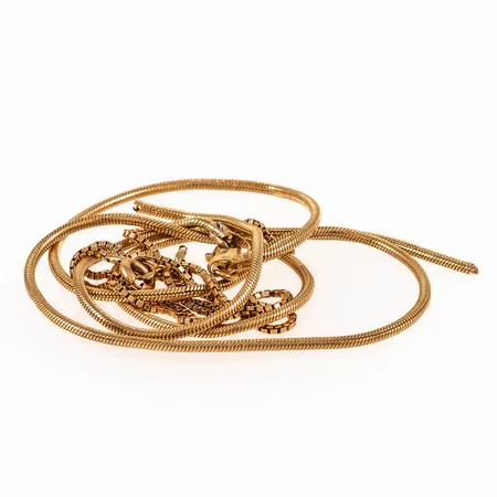 Defekt guld i 18K. Vikt: 5,9g. 