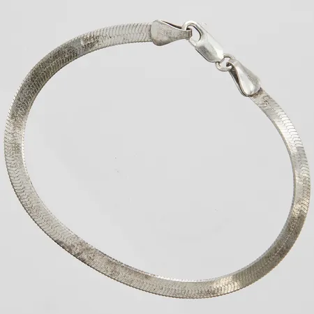Armband, Fiskben, längd: 18,5cm, bredd: 4,3mm, litet brott vid låset, silver, 925/1000 Vikt: 4,3 g