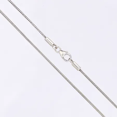 Kedja, längd 53cm, bredd 1mm, silver 925/1000 Vikt: 5,1 g