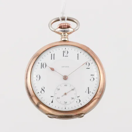 Fickur Invar, tickar igång men ej funktionstestat, diameter ca 5 cm,silver. Vikt: 0 g