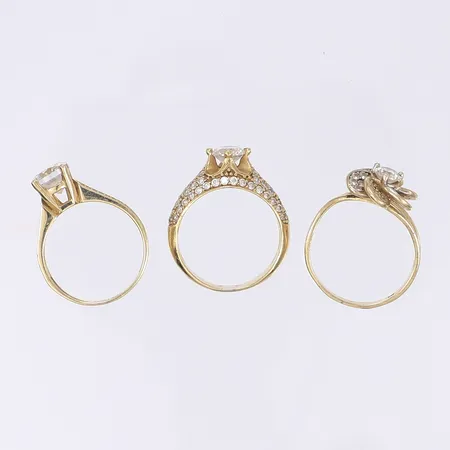 Tre ringar med sten, 14K Bruttovikt: 13,5g Vikt: 13,5 g