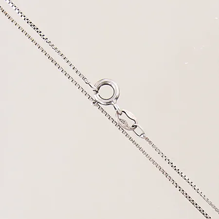Kedja Venezia, längd 47cm, bredd 0,9mm, ojämnheter, silver 925/1000 Vikt: 1,7 g