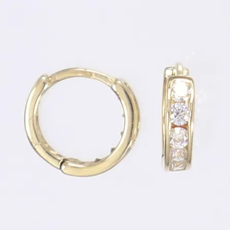 Ett par örhängen med vita stenar, creoler, Ø10mm, bredd 2mm, 14K  Vikt: 1 g