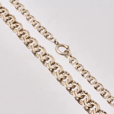 Collier i silver, 45,5cm, Bismarck, bredd 4,8-8,2mm, 830/1000, vikt 24,14g.