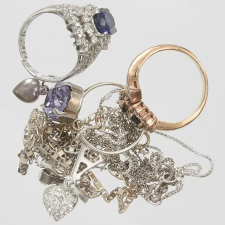 Diverse silver, syntetiska stenar, defekt, 925/1000 Vikt: 20,1 g