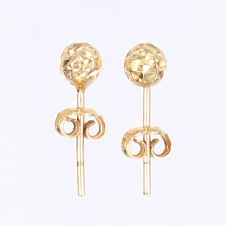 Ett par örhängen, Ø4mm, 9K Vikt: 0,5 g