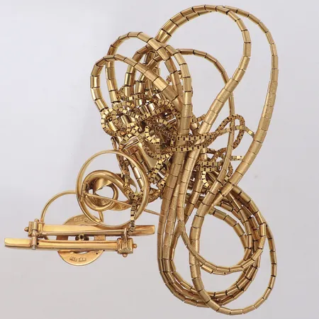 Diverse guld, defekt, 18K  Vikt: 82,1 g