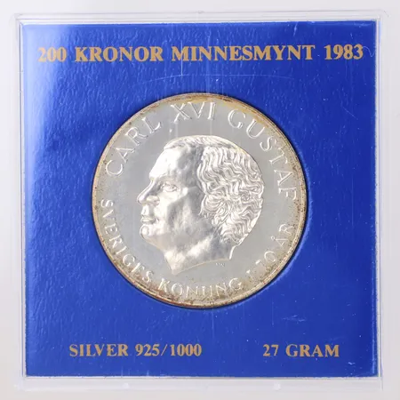 Minnesmynt, Ø36mm, Carl XVI Gustaf-Sveriges Konung i 10 År, 200Kr, Sveriges Riksbank 1983, etui, 925/1000 silver Vikt: 27,1 g