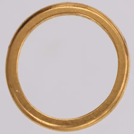 Ring, stl 15½, bredd 2,6mm, gravyr, 23K  Vikt: 4,5 g