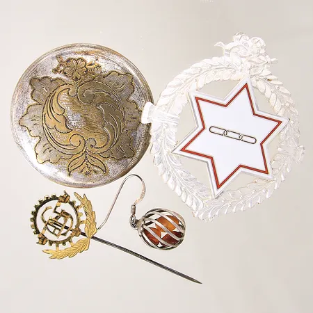 Diverse silversmycken, silver 830/1000 Vikt: 43,2 g